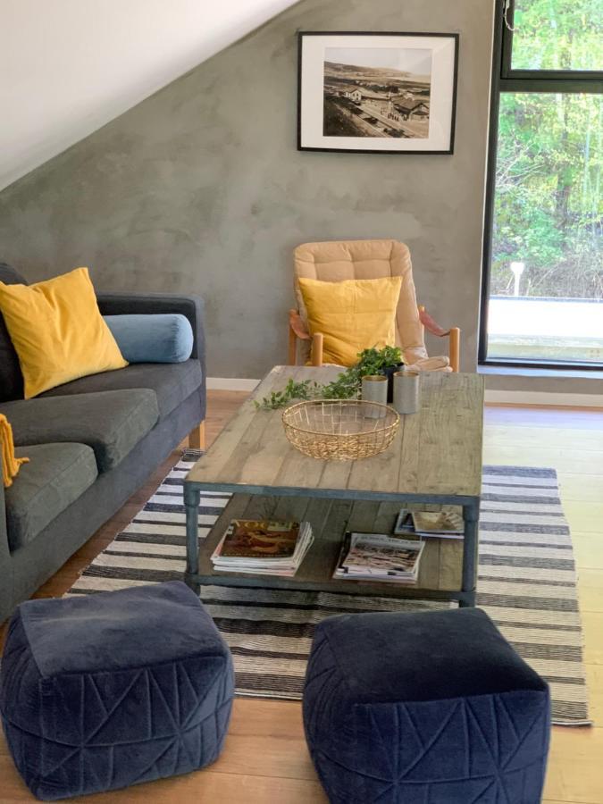 Tree Top Hill - The Old Station House - Bastad Holiday Apartments Extérieur photo